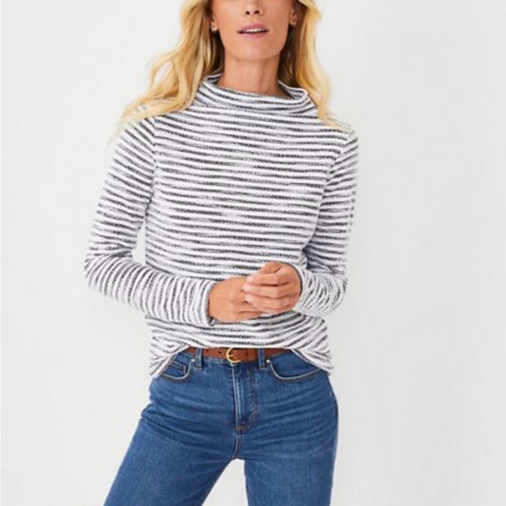 Ann Taylor  Mock Neck Sweater - White‎ &  Blue size